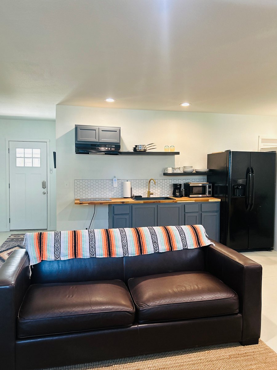Furnished Finder property 713000_1 photo 17