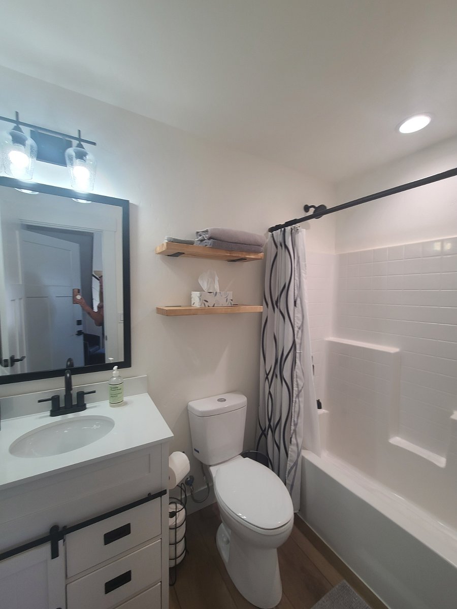 Full bath with tub