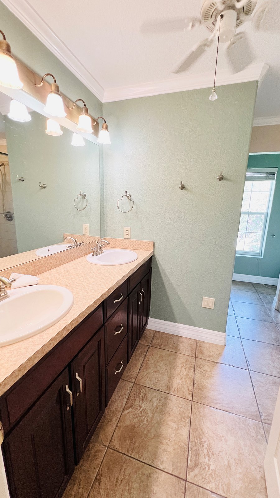 Furnished Finder property 713096_1 photo 4