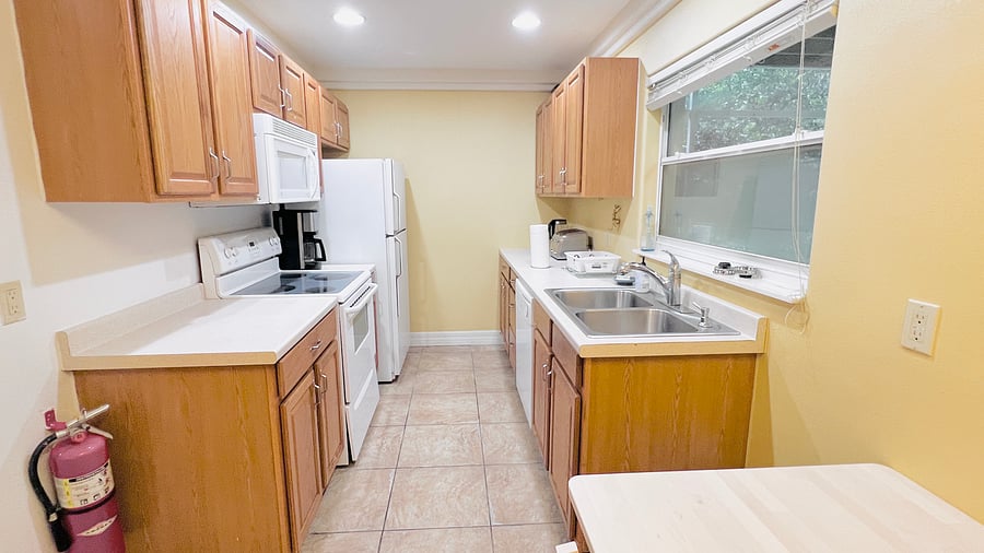 Furnished Finder property 713096_1 photo 11