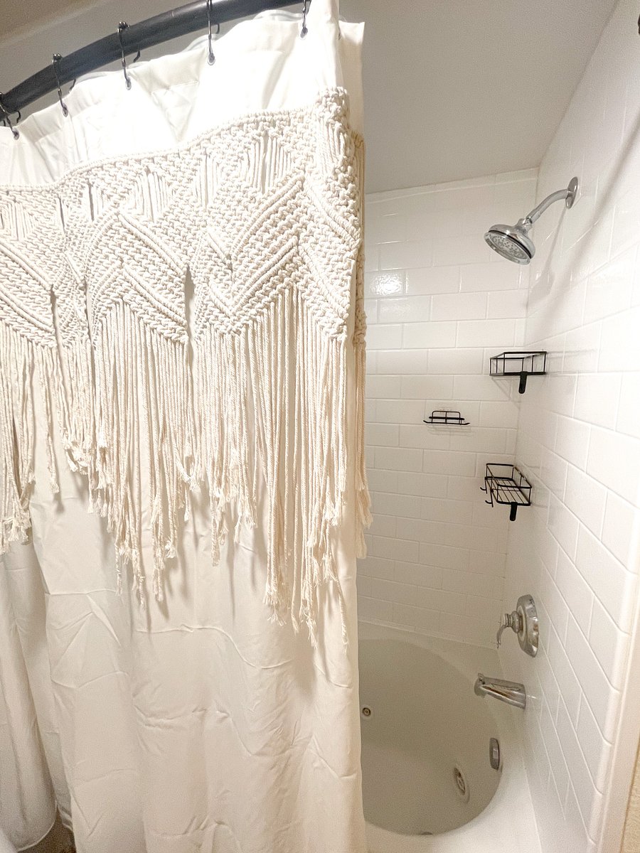 Furnished Finder property 713099_2 photo 13