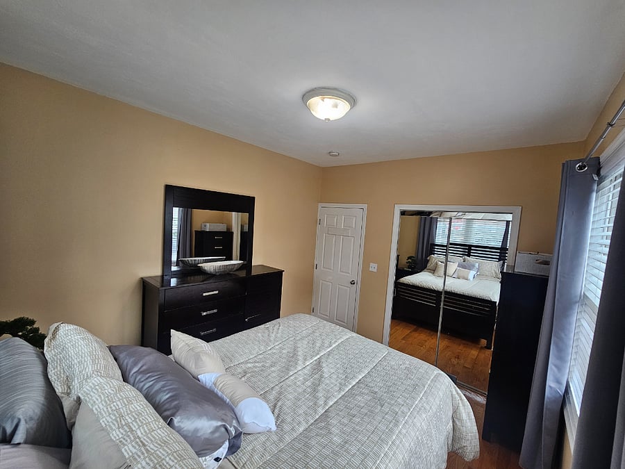 Bedroom #1