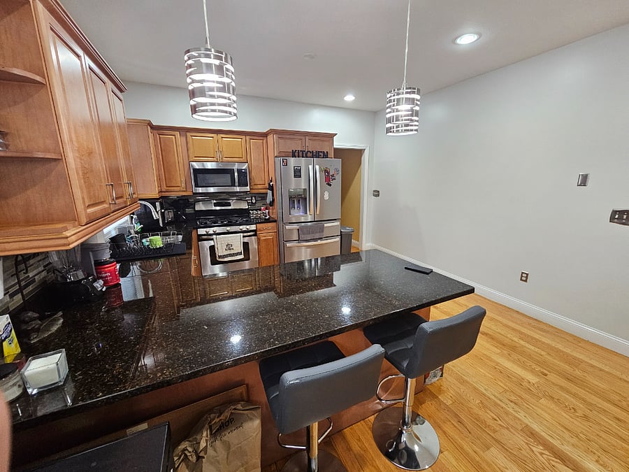 Kitchen with island
