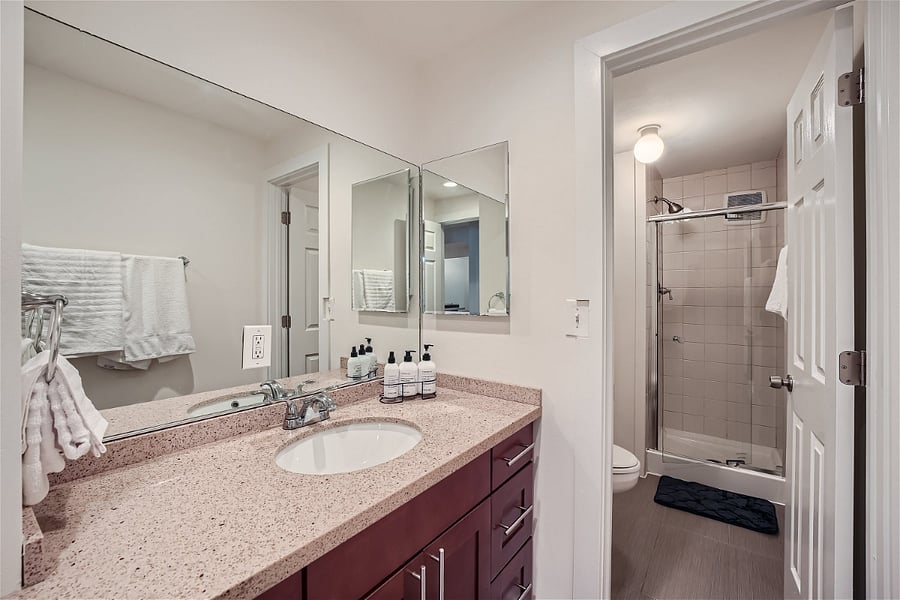 Furnished Finder property 713408_1 photo 25