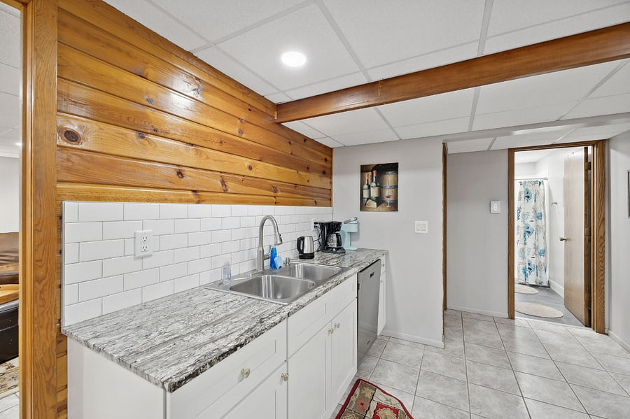 Furnished Finder property 713468_1 photo 11