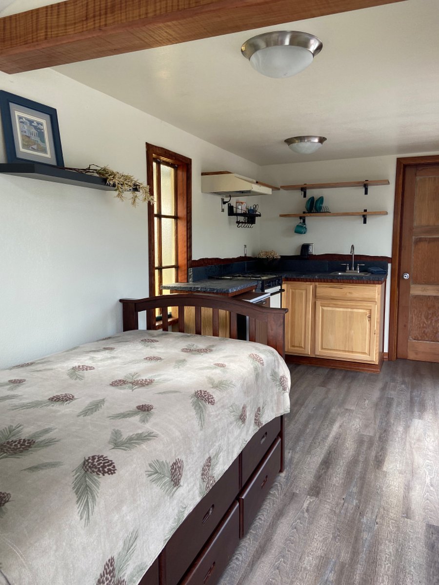 Furnished Finder property 713596_1 photo 2