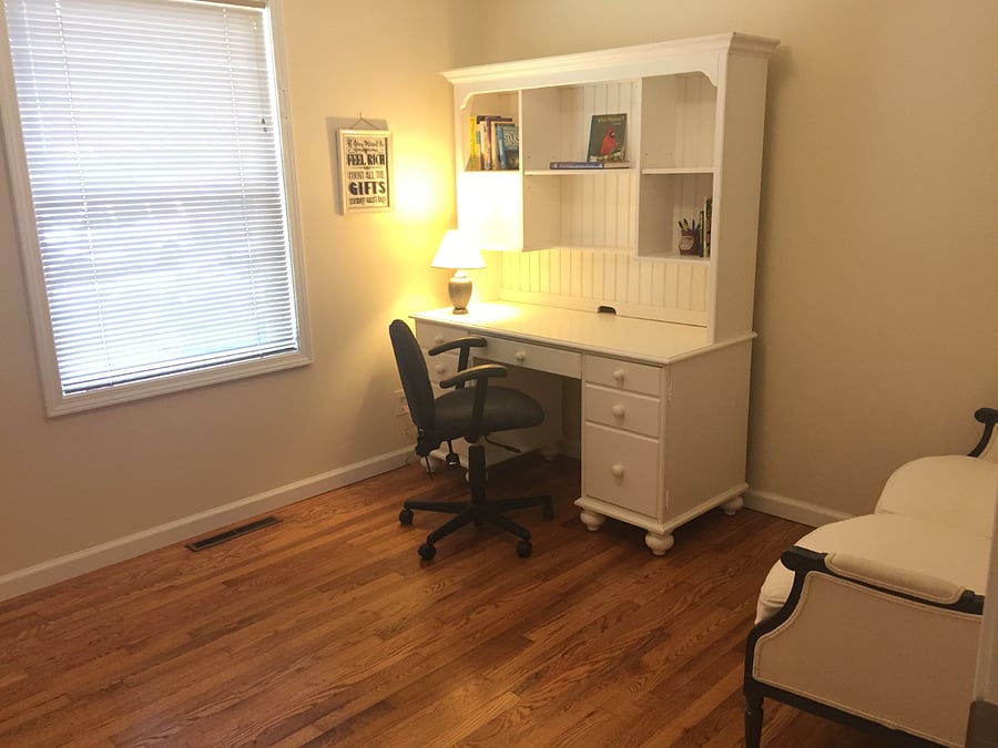 4th bedroom offers Single bed and desk. *Bed not in photo yet.