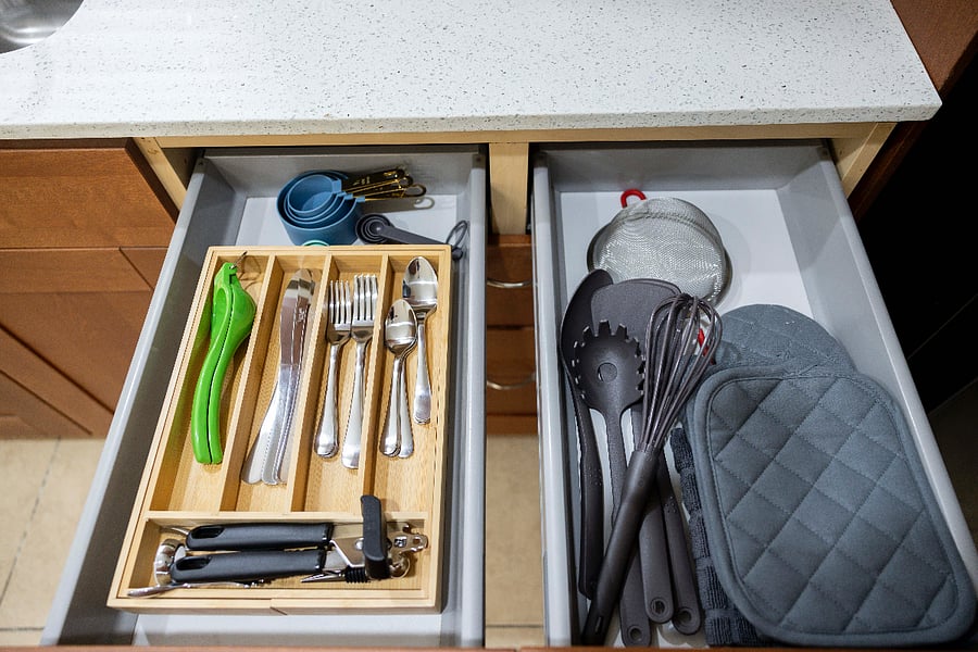 Silverware and basic kitchen essentials available