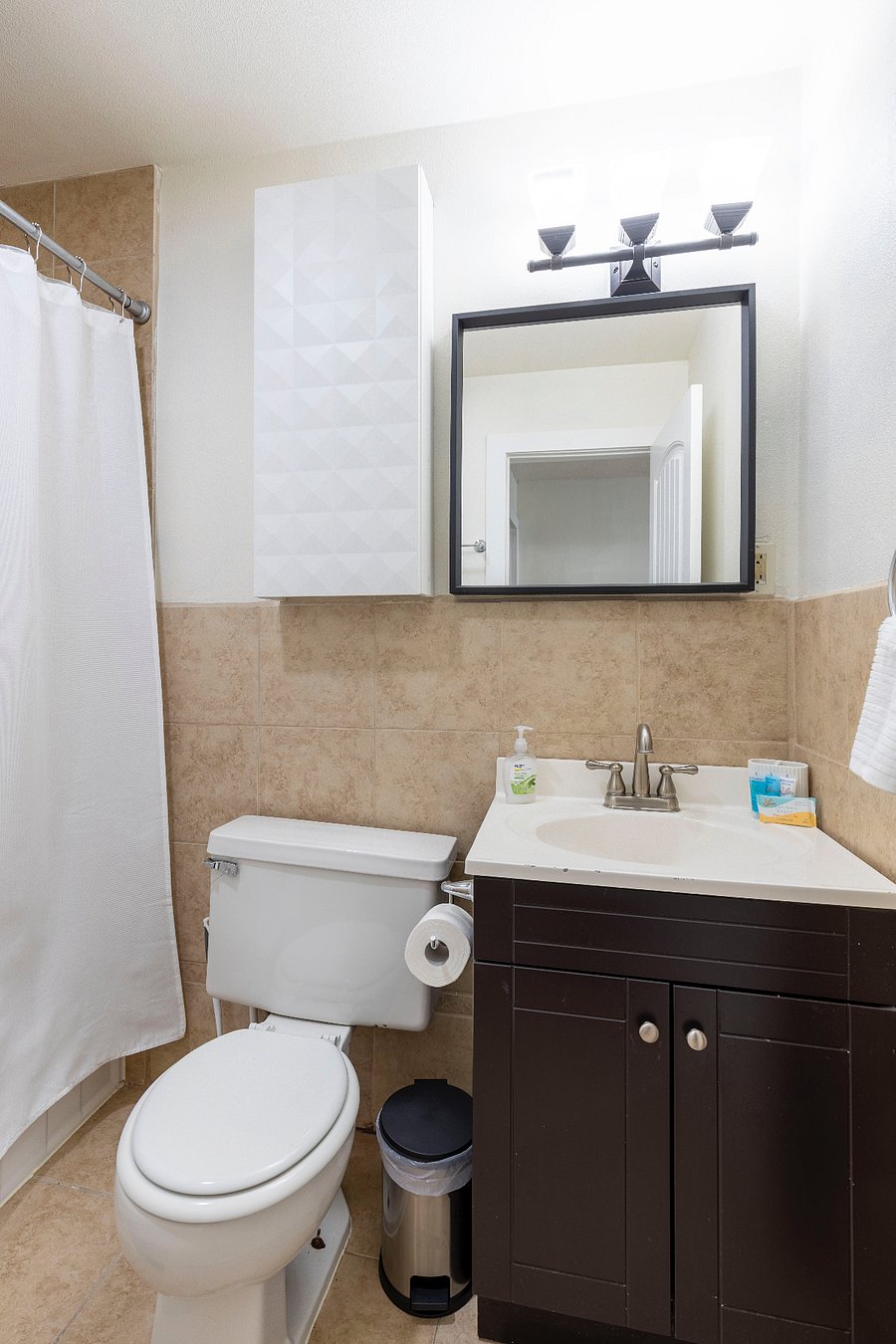Furnished Finder property 713679_2 photo 24