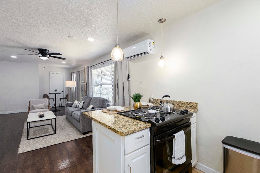 Furnished Finder property 713679_2 photo 10