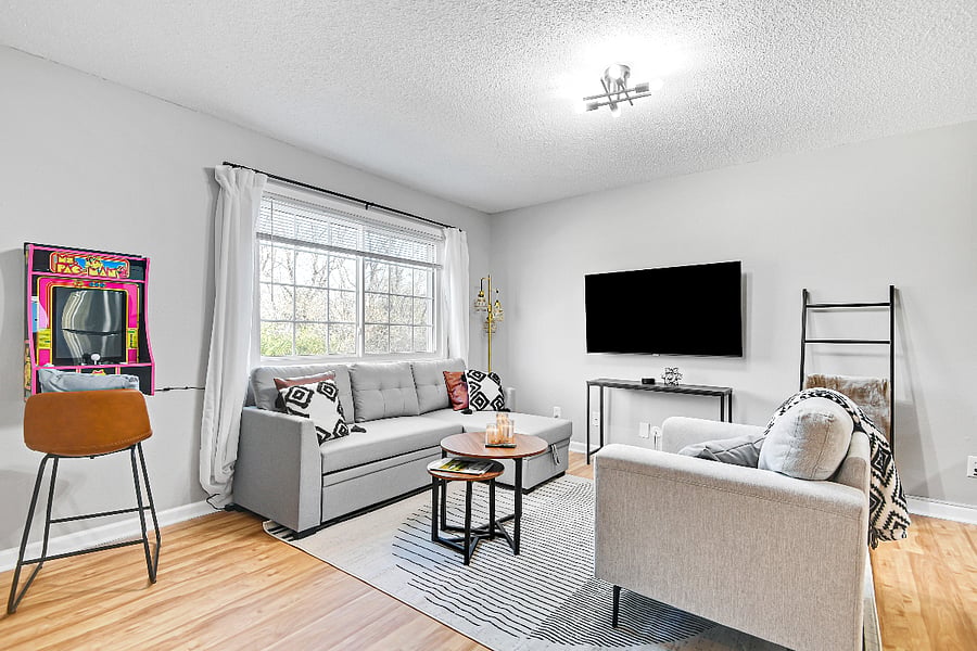 Furnished Finder property 713700_1 photo 3
