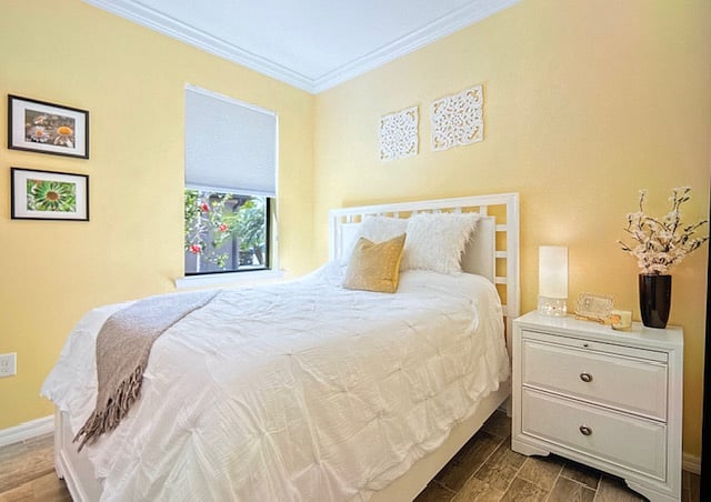 Guest bedroom