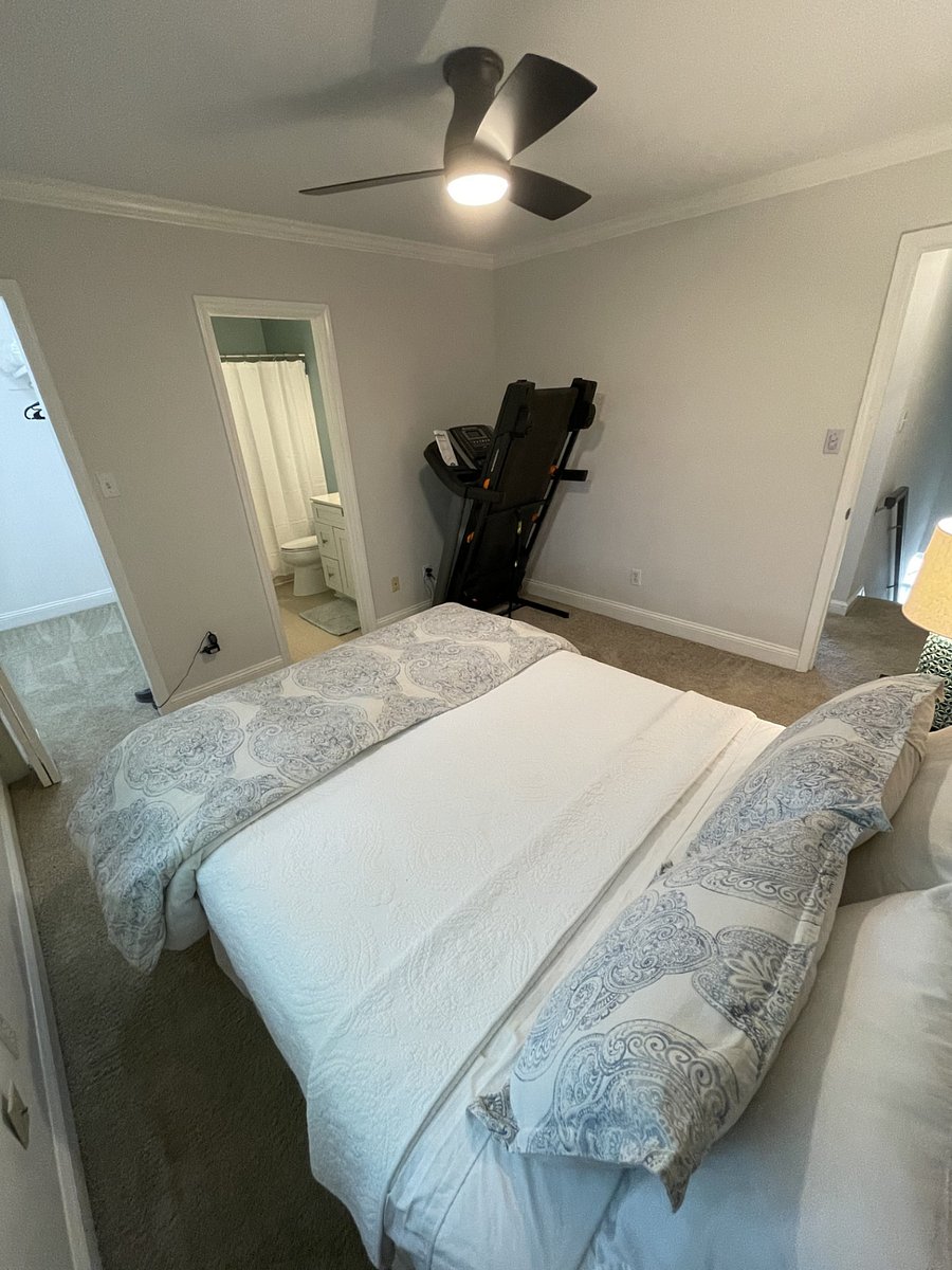 Bedroom 2 with treadmill