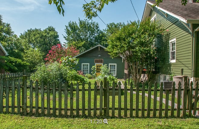 Fully fenced