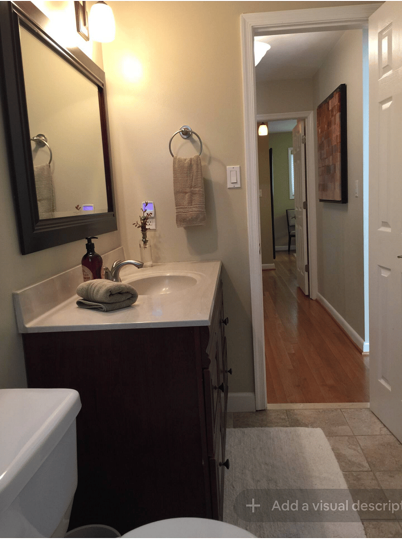 Bathroom #2- Upper level