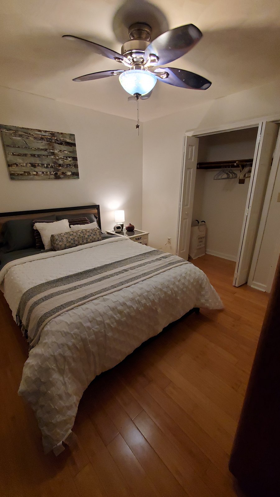 Queen bedroom and closet