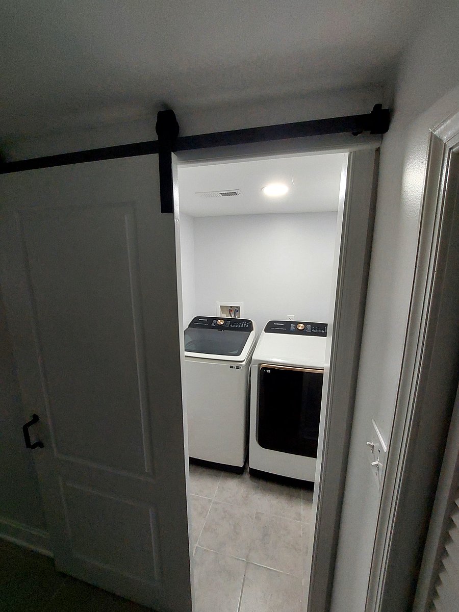 Furnished Finder property 713800_1 photo 28