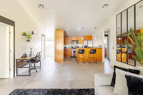 Furnished Finder property 713821_1 photo 4