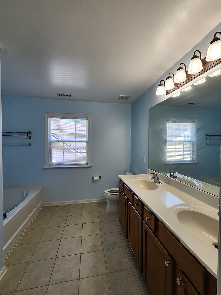 Furnished Finder property 713879_1 photo 37