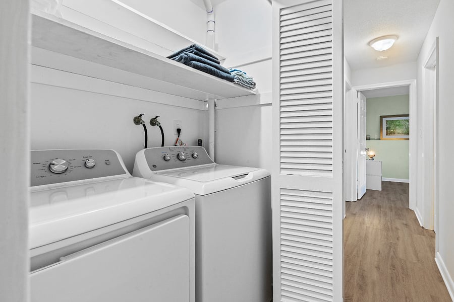 Furnished Finder property 714025_1 photo 22
