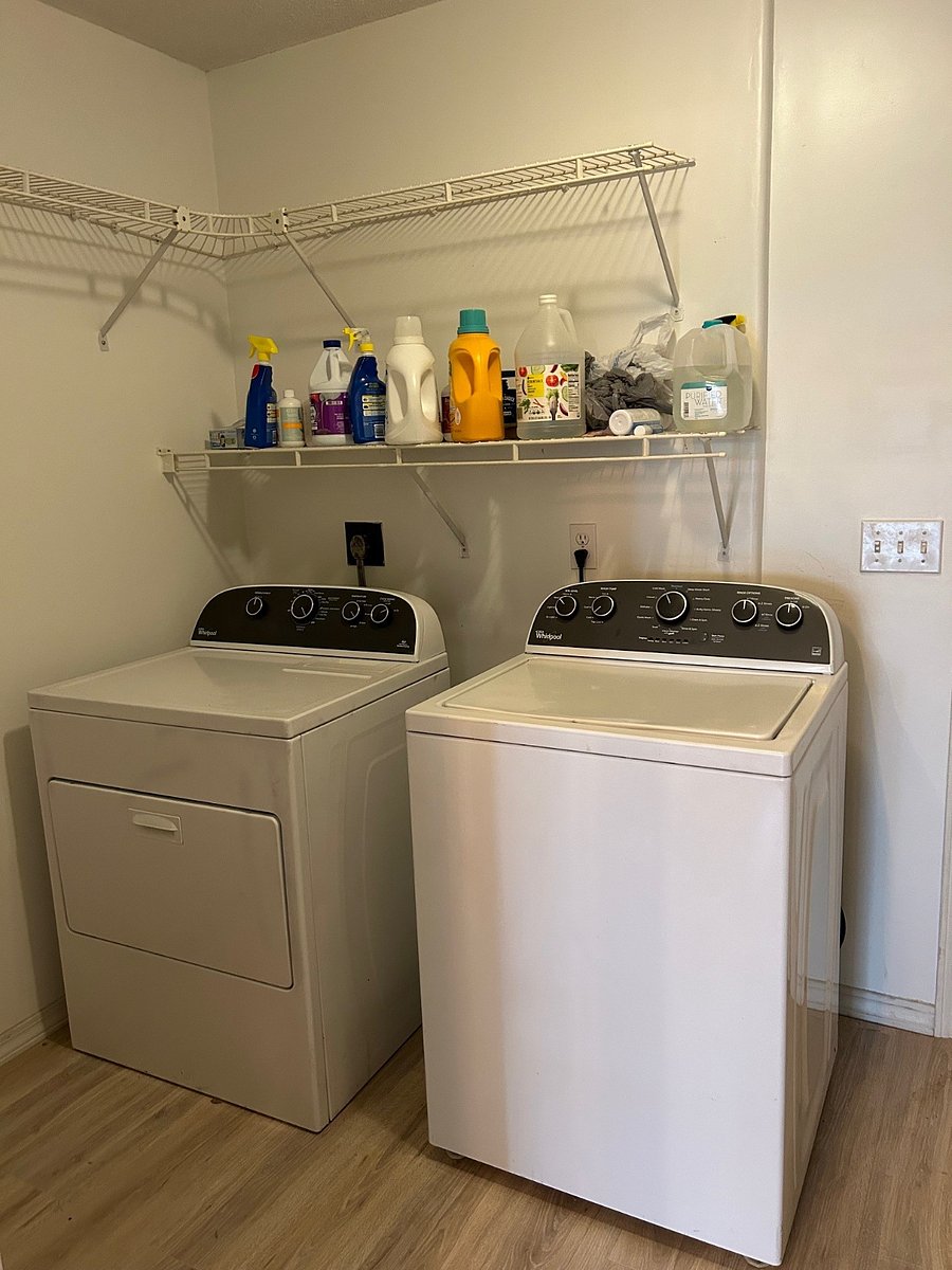 Main House - Laundry Room