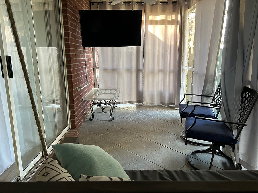 Main House - Side Patio
