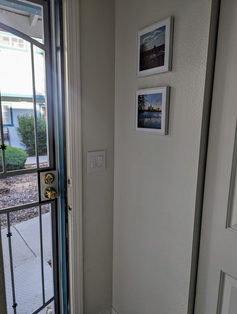 Front entrance to courtyard