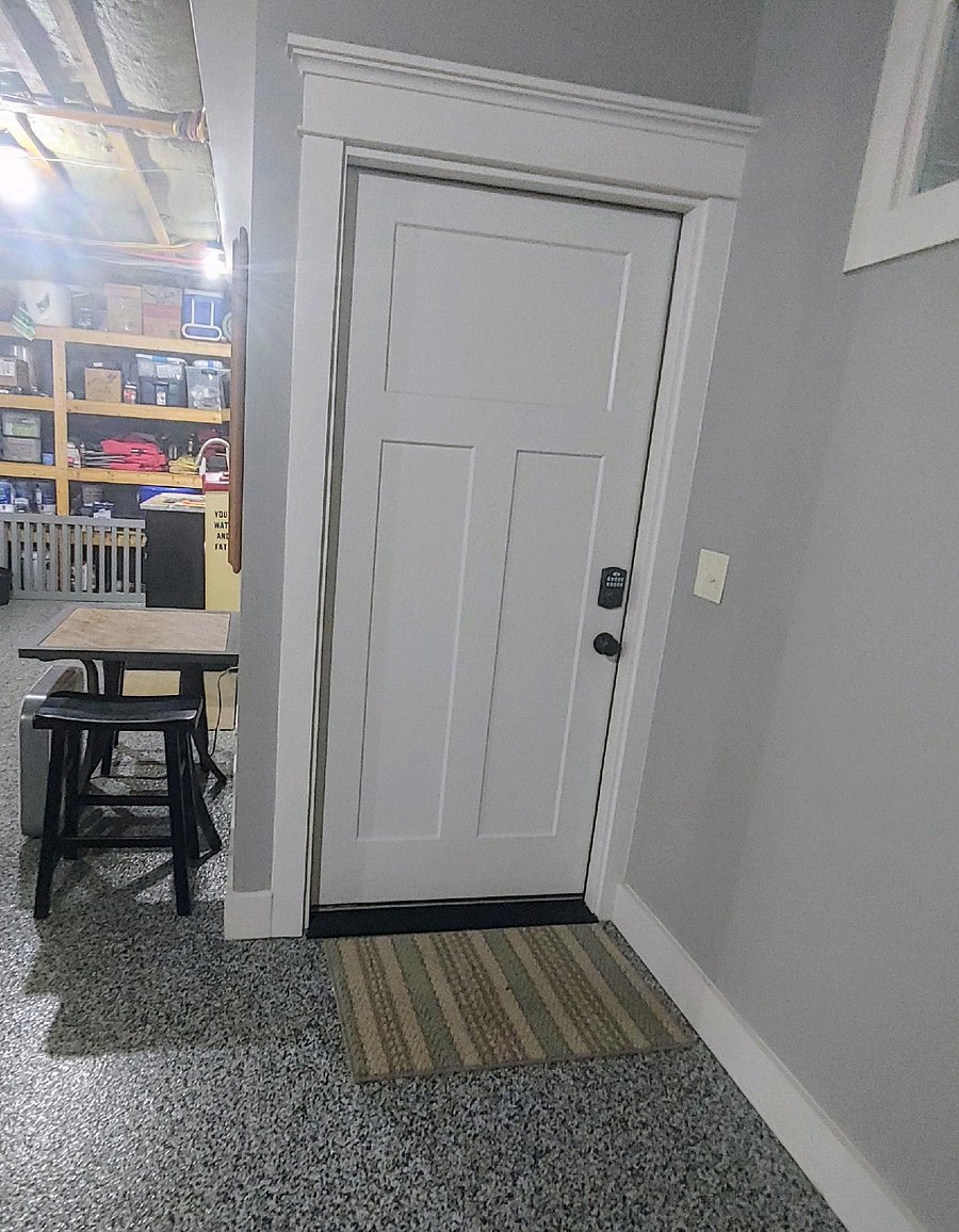 Entry into apartment