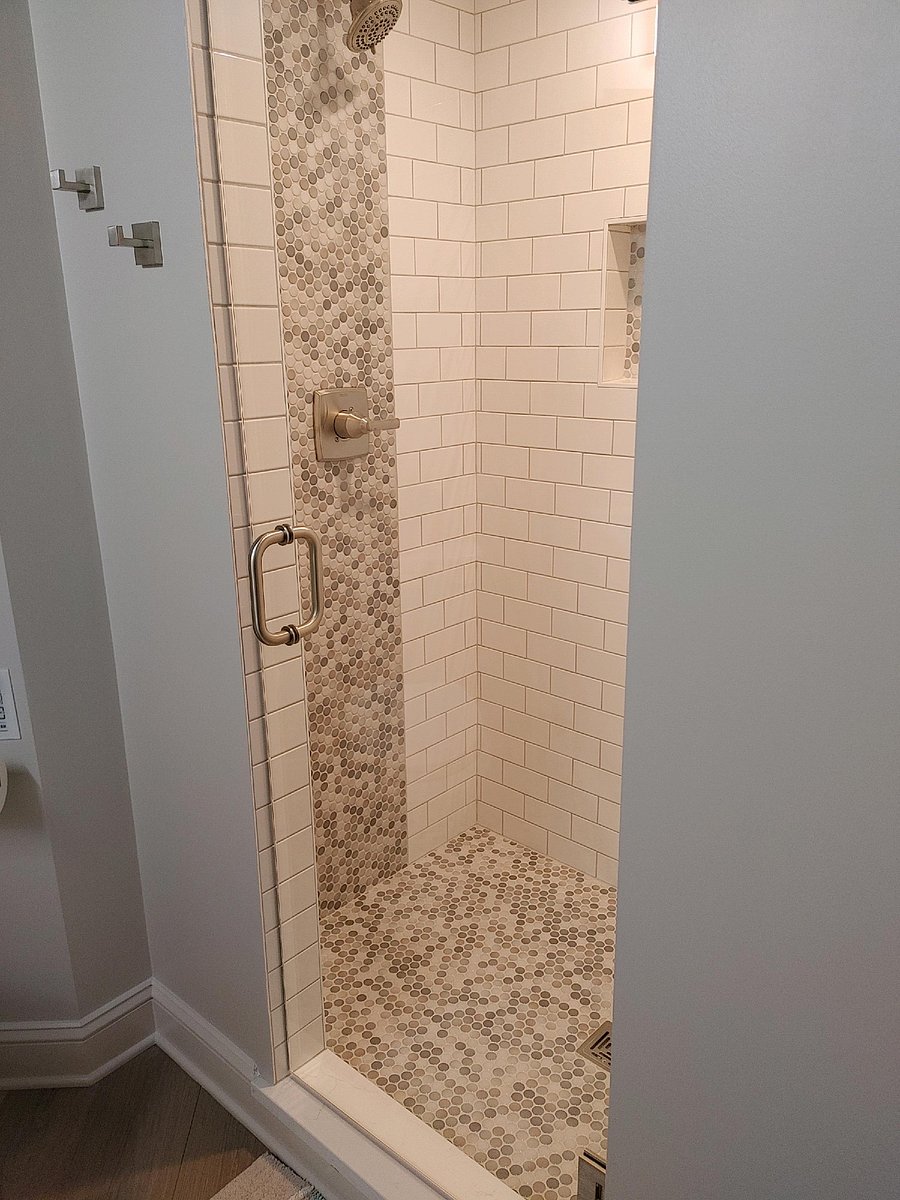 Nice large shower