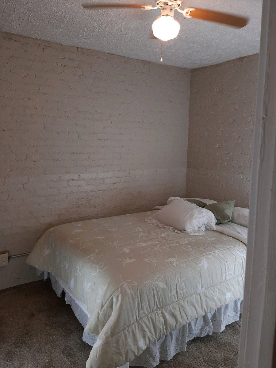 Queen size bedbedding included