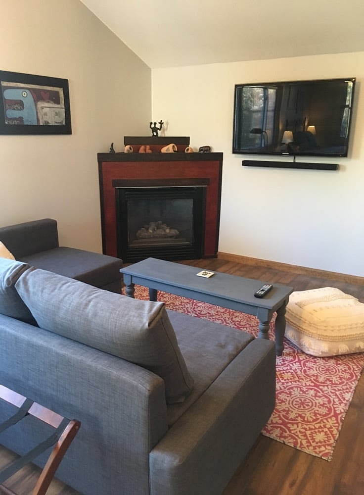 Gas fireplace, SmartTV, high-speed wifi, and more.