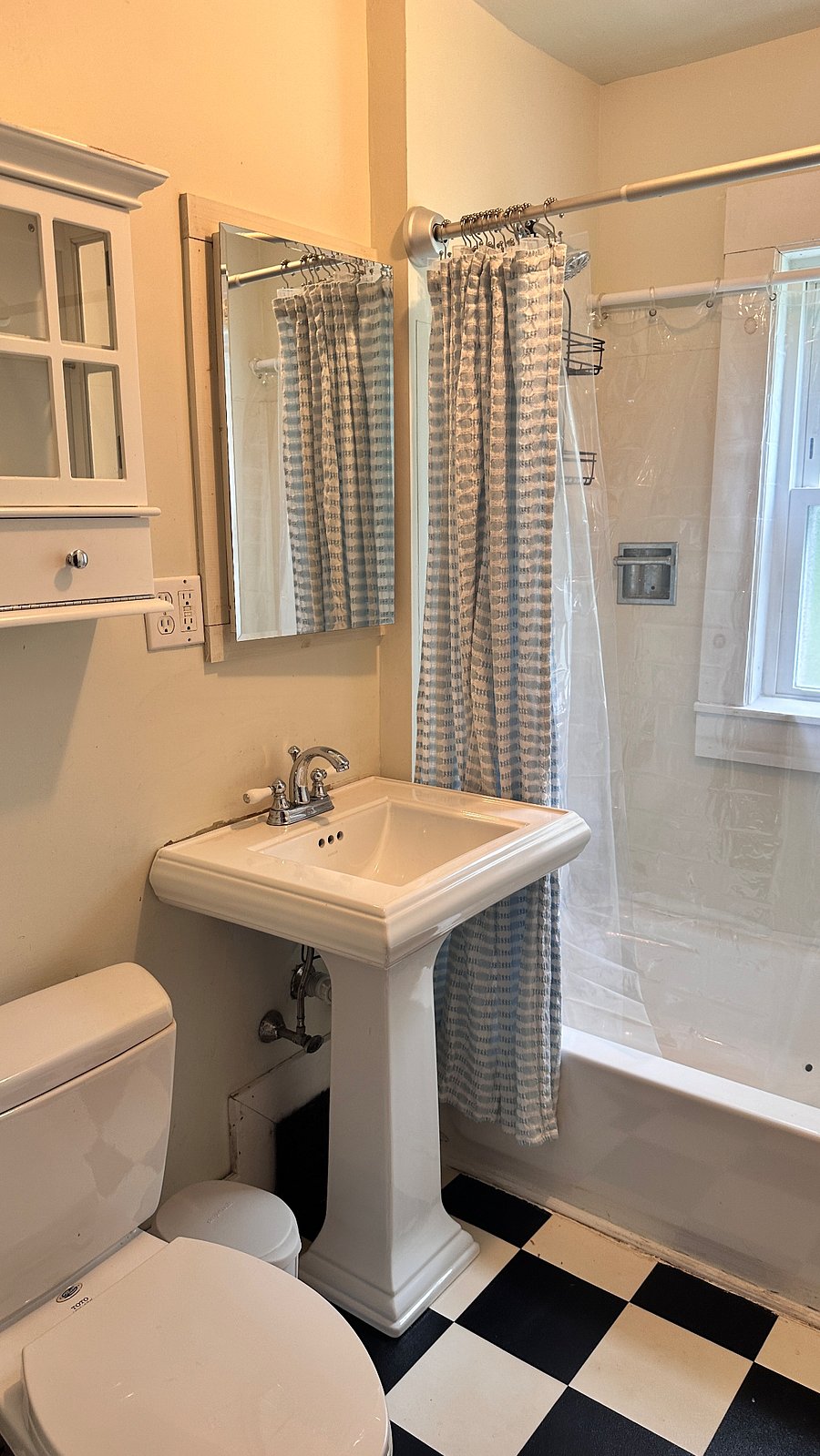 Furnished Finder property 714554_1 photo 17