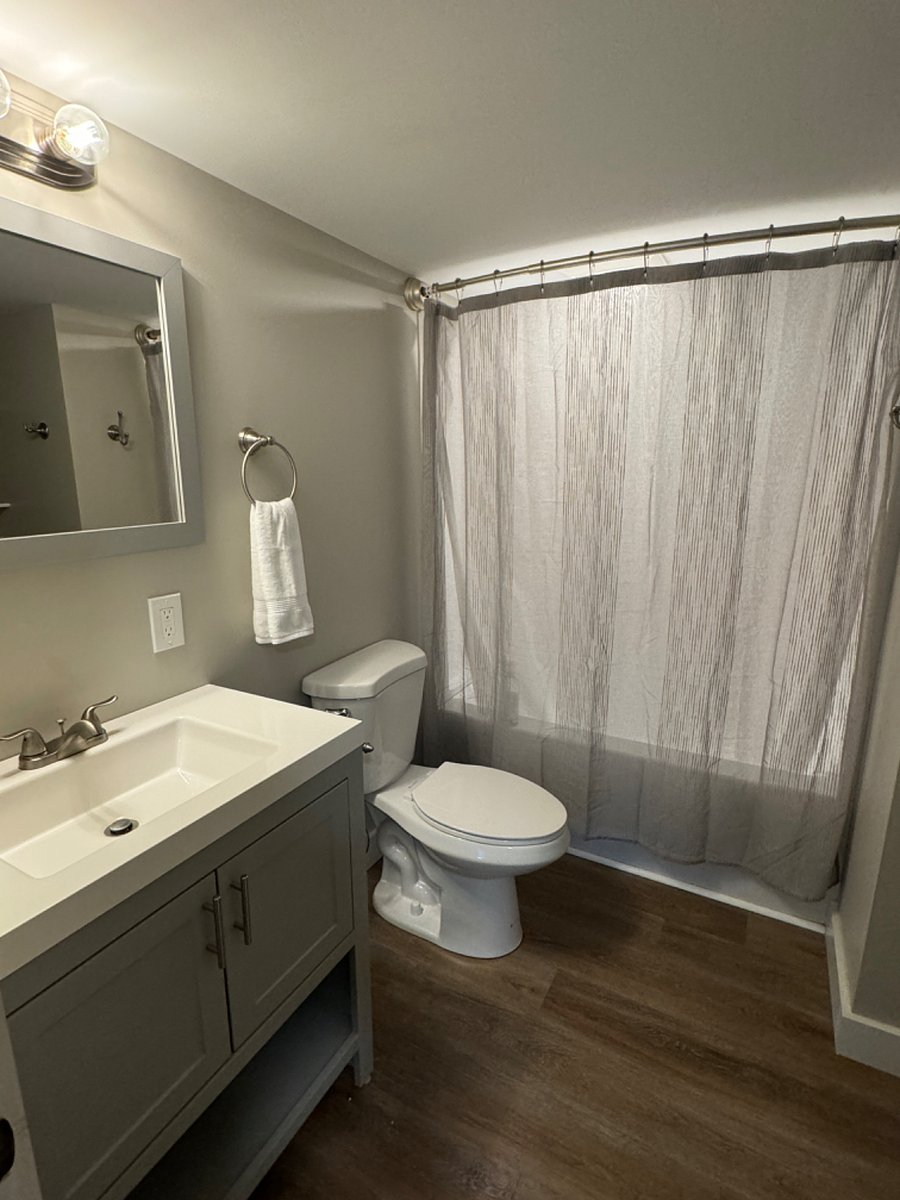 Upstairs bathroom