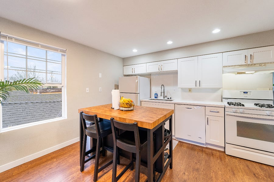 Furnished Finder property 714806_1 photo 8