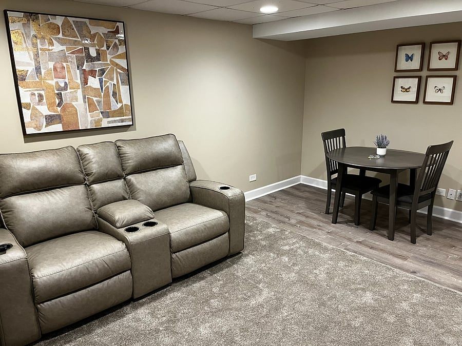 Living Room & Dinette
