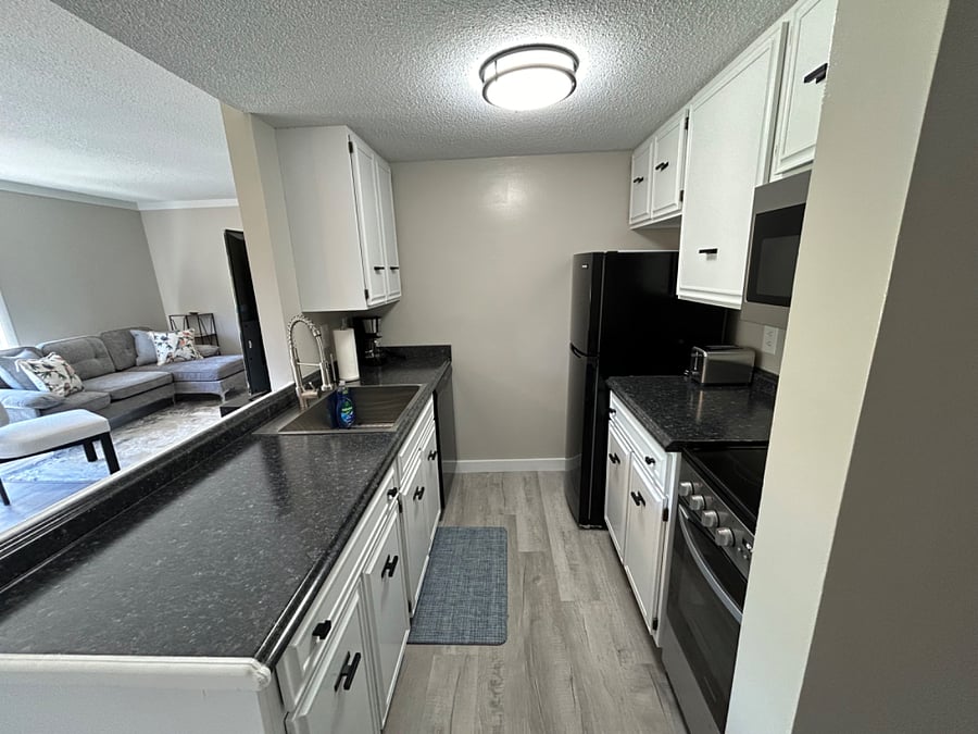 Furnished Finder property 714872_1 photo 2