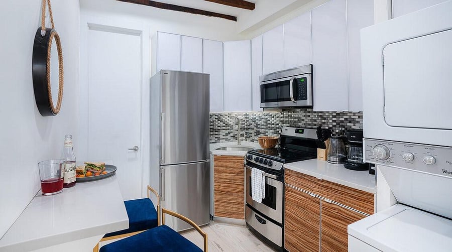 Furnished Finder property 714910_13 photo 3