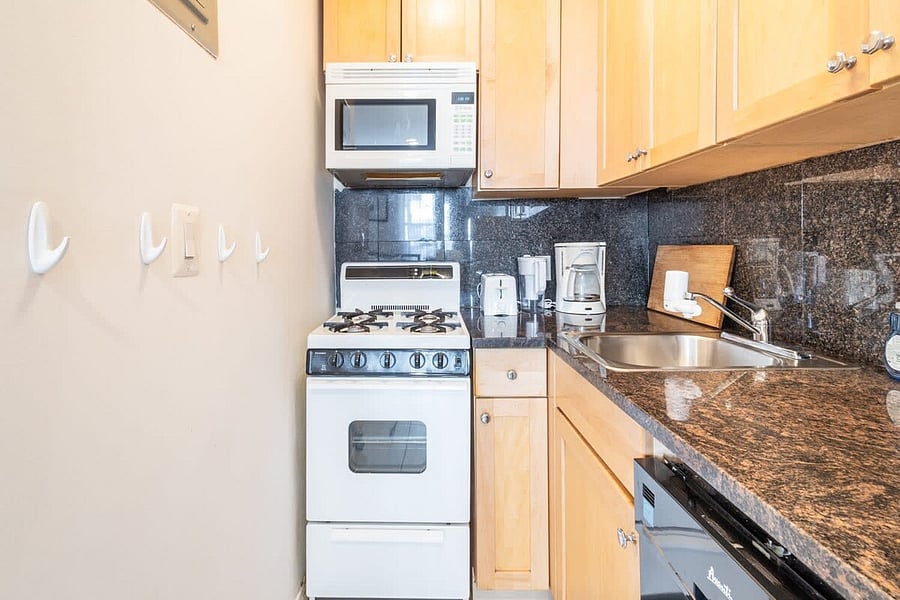 Furnished Finder property 714910_15 photo 14