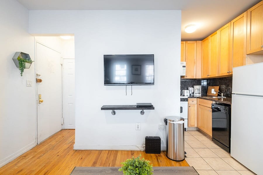 Furnished Finder property 714910_15 photo 18