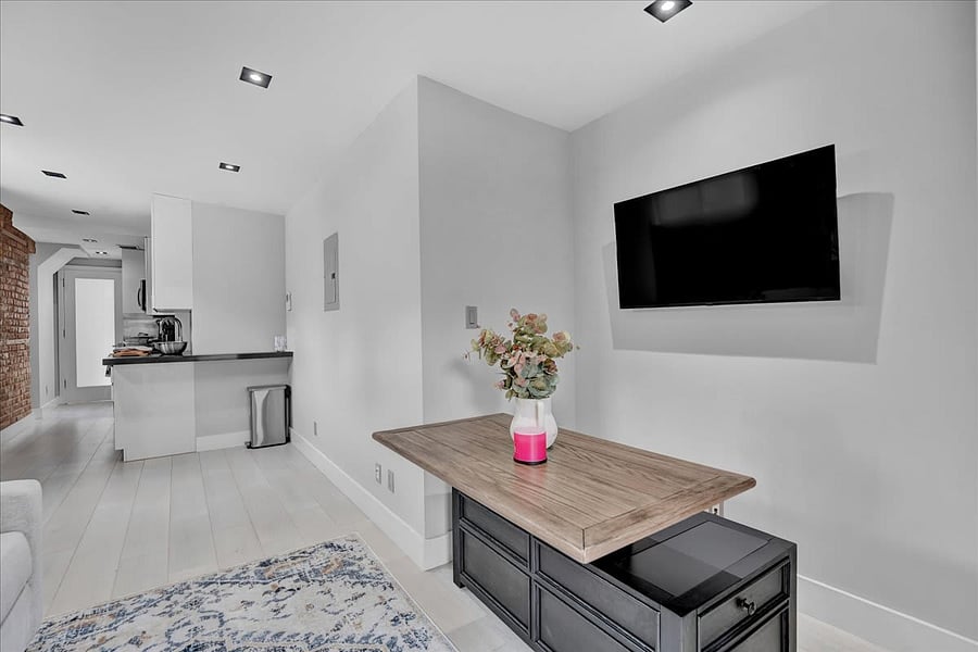 Furnished Finder property 714910_30 photo 20