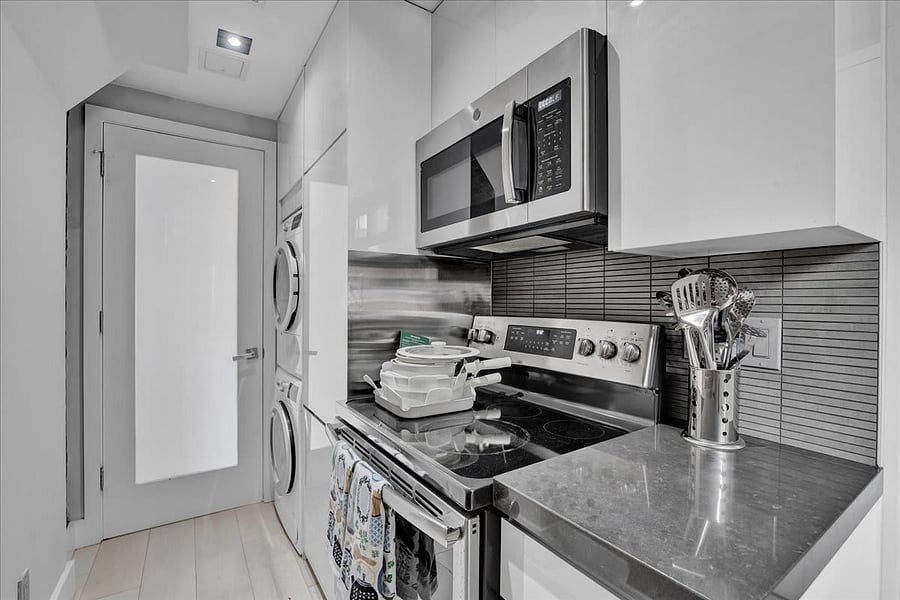 Furnished Finder property 714910_30 photo 34