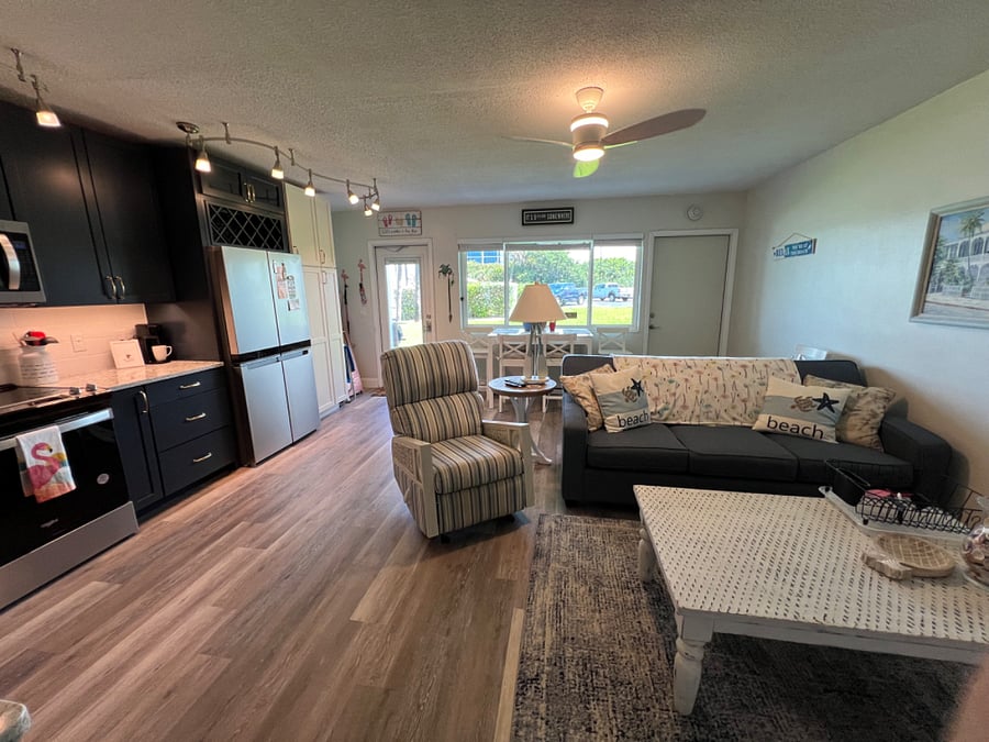 Furnished Finder property 714963_1 photo 3
