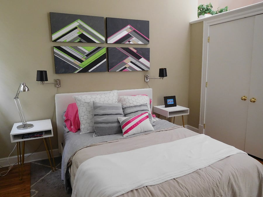 Queen bed with reading lights on both sides. Large double coset next to bed