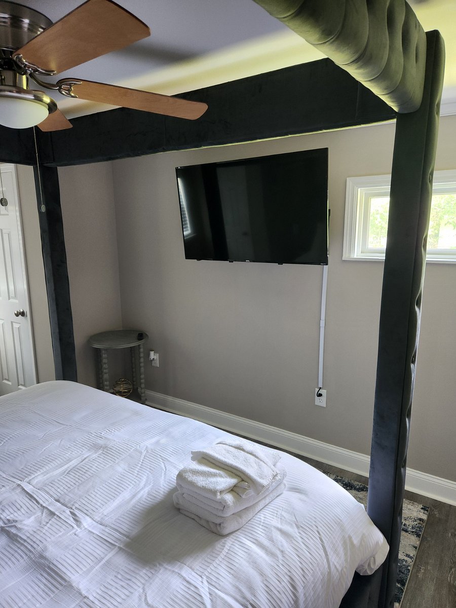 Furnished Finder property 714980_1 photo 12