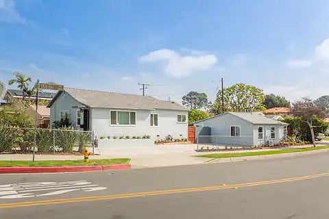 The duplex is conveniently located  in the heart of San Gabraiel between S Ramona street and Wells street, across the street from Vicent Lugo Park, within walking distance to Almansor Park/Golf Course. 