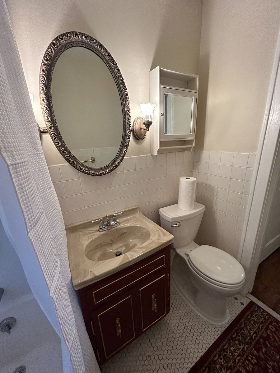 Unit 1 Bathroom