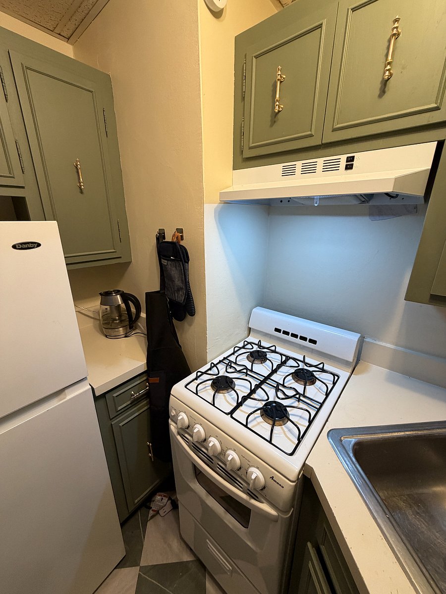 Furnished Finder property 715077_2 photo 8