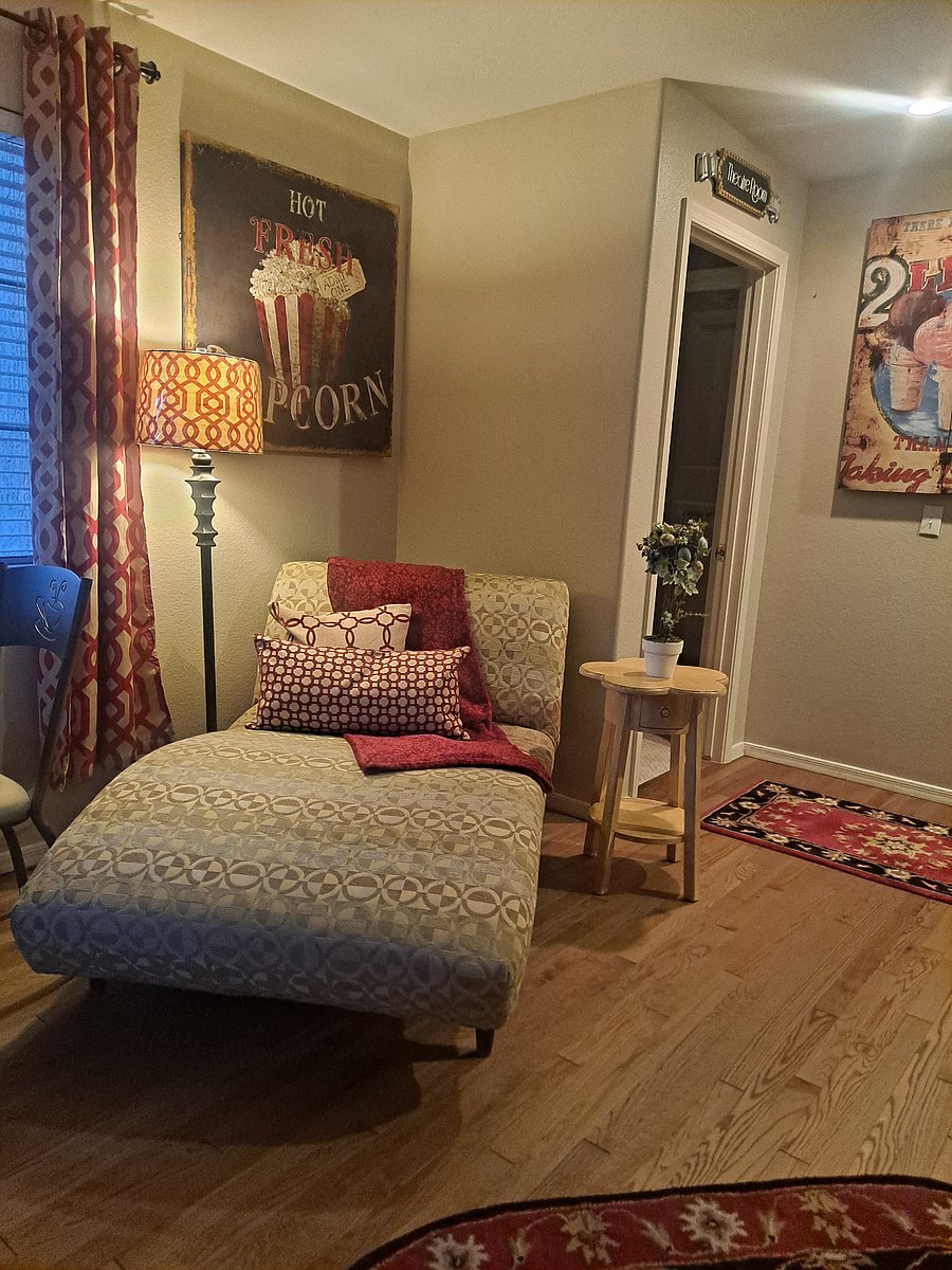 Furnished Finder property 715080_1 photo 6
