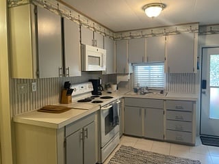 Furnished Finder property 715148_1 photo 17