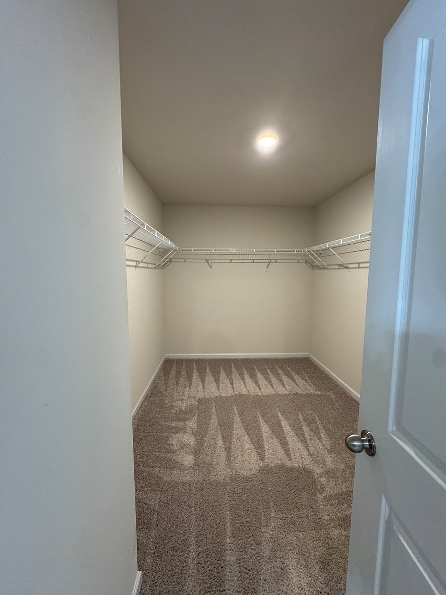 Furnished Finder property 715164_1 photo 12